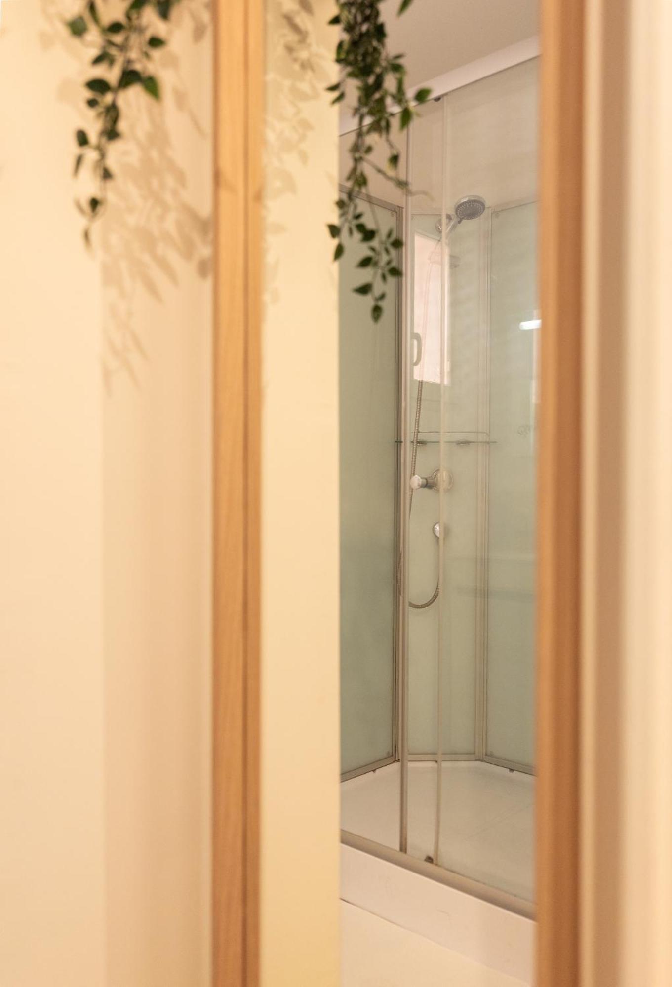 Appartement Tout Equipe Pour 6 Personnes A 15Min Des Plages Beziers Ngoại thất bức ảnh