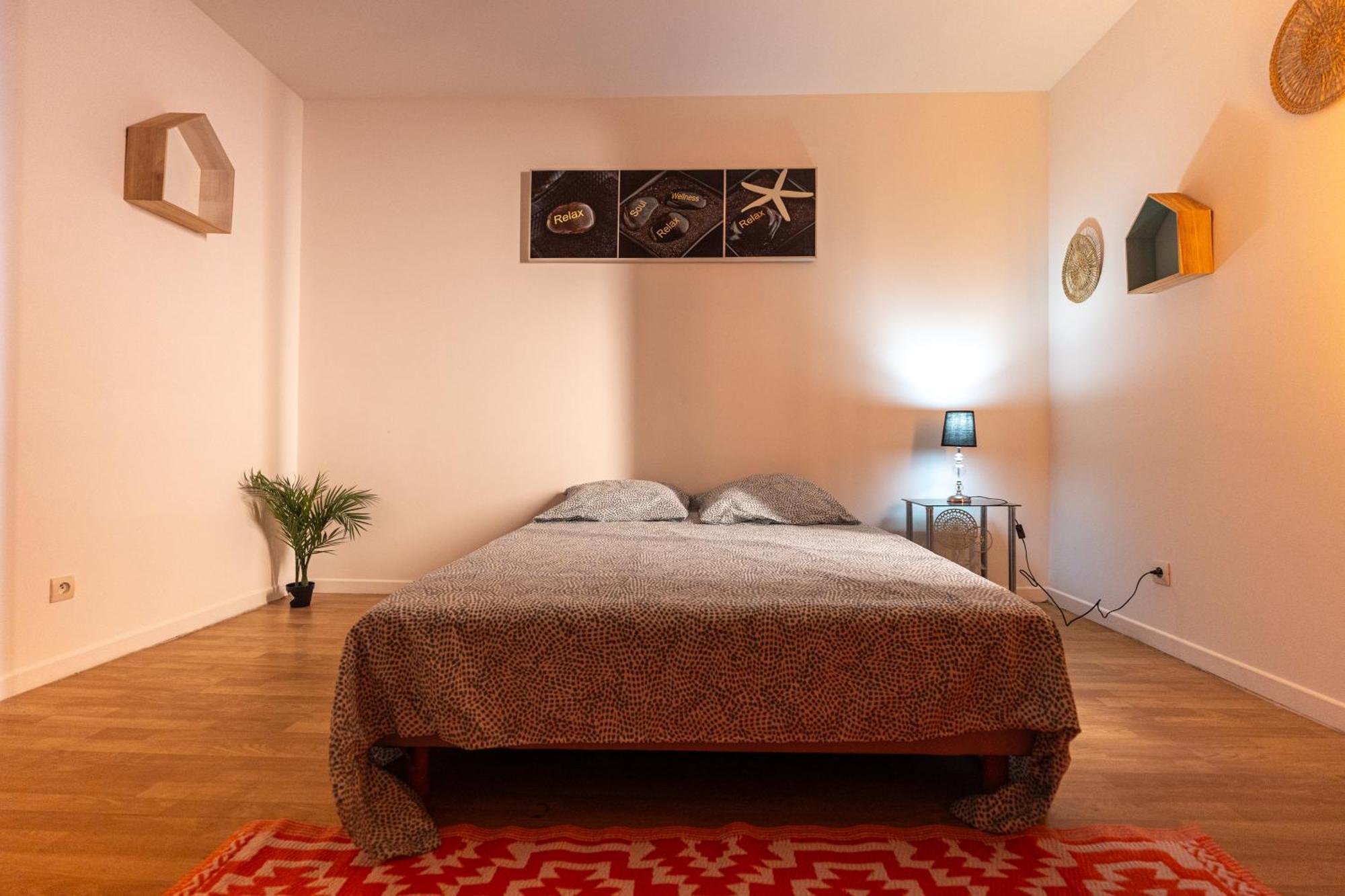 Appartement Tout Equipe Pour 6 Personnes A 15Min Des Plages Beziers Ngoại thất bức ảnh