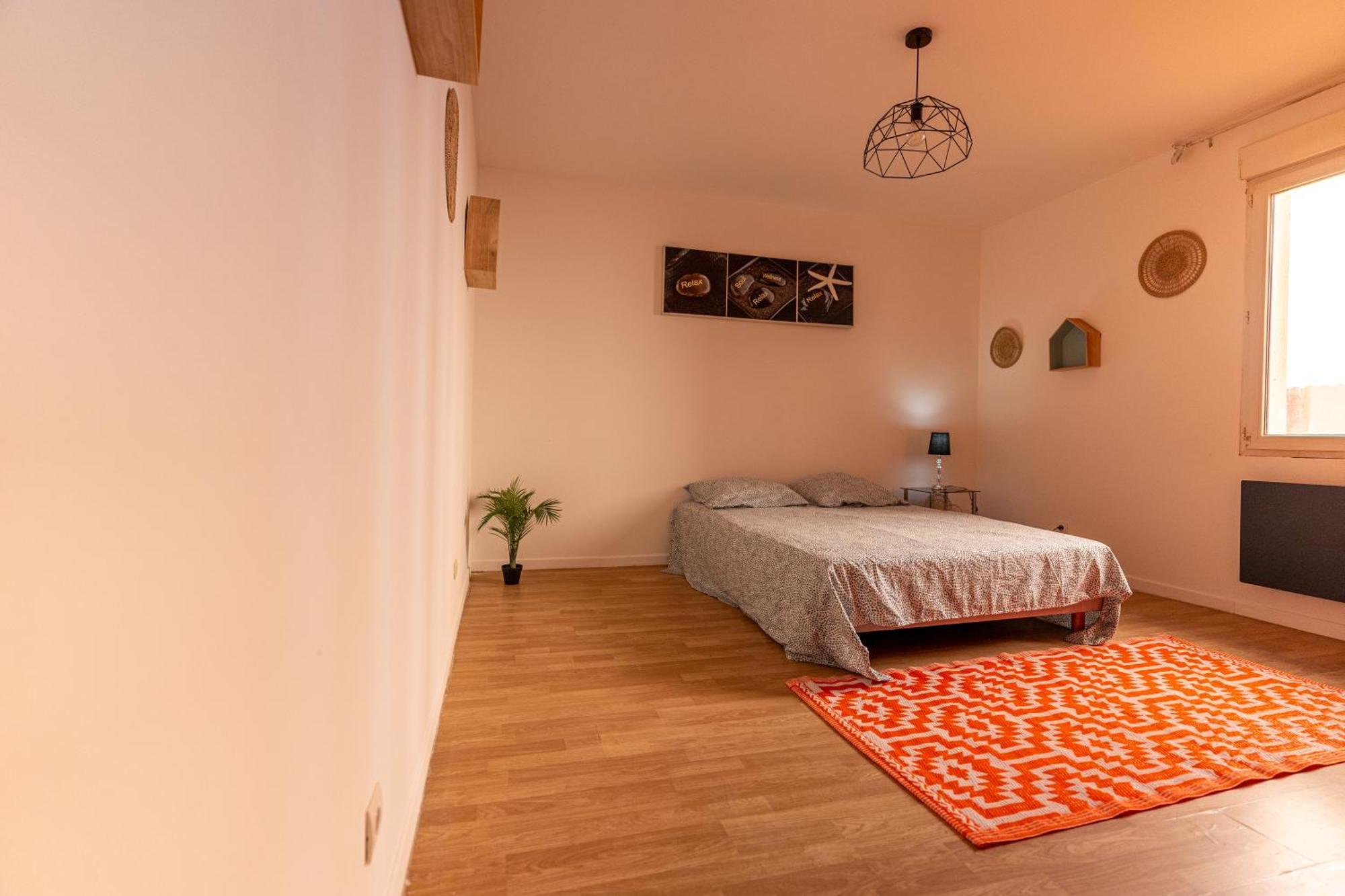 Appartement Tout Equipe Pour 6 Personnes A 15Min Des Plages Beziers Ngoại thất bức ảnh
